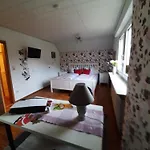 شقة Zur Waldroute *