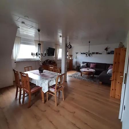 Zur Waldroute Apartmán Warstein