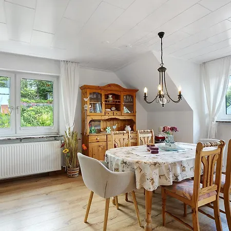 Zur Waldroute Apartman Warstein